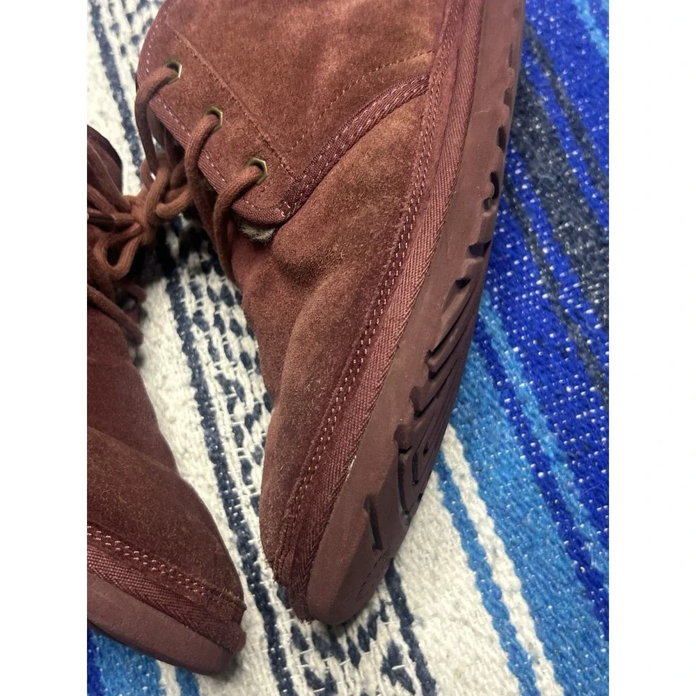 UGG Neumel Chukka Boots Men's Size 10 Burgundy Oxblood Suede Wool Lined